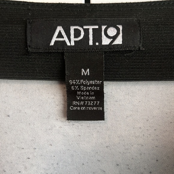 Black and Silver pencil skirt. Abstract design - Picture 2 of 4